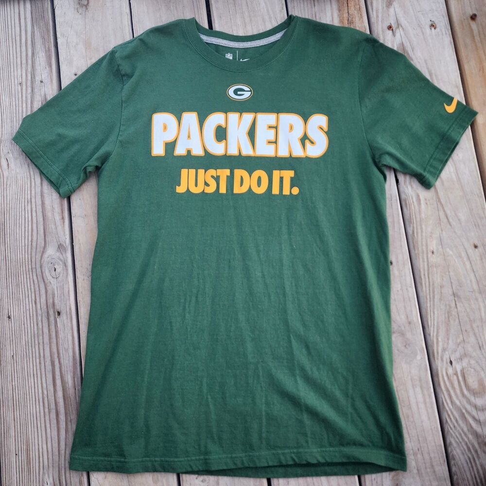 GREEN BAY PACKERS GREEN JUST DO IT T-SHIRT-SIZE LARGE SOFT COTTON GOOD CONDITION